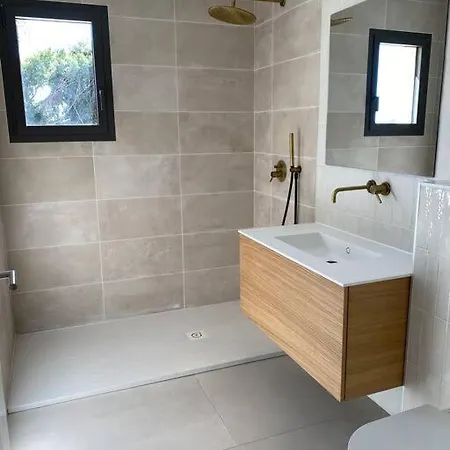 140 M2 Avec Piscine Chauffee Villa Ghisonaccia